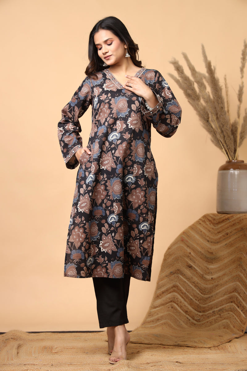 Mehrua Noir Floral Printed Kurta Set