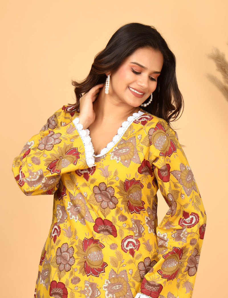 Sunehri Phool Floral Printed Kurta Set
