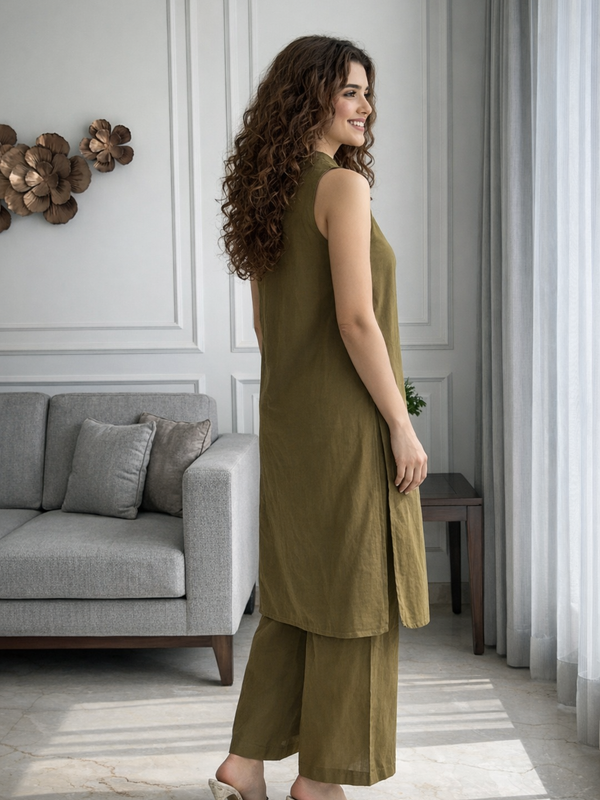 Olive Solid Sleeveless Straight Kurta Set Side