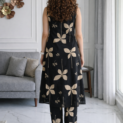 Black Floral Print Sleeveless Kurta Set Back