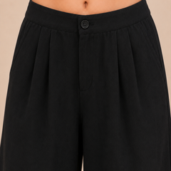 Relaxed Fit Wide-Leg Pants