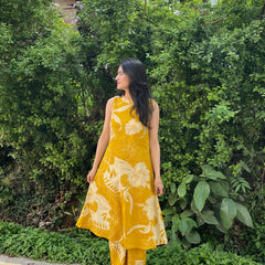 Yellow Floral Print Sleeveless Kurta Set