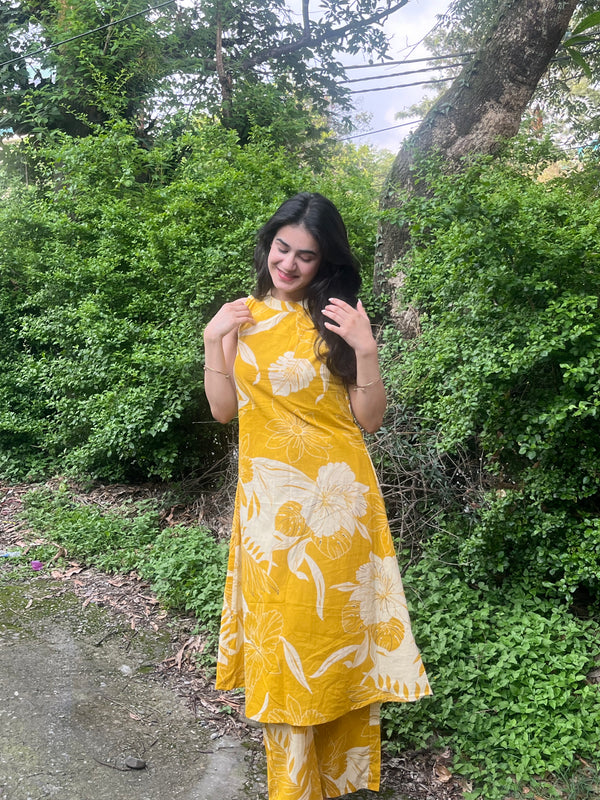 Yellow Floral Print Sleeveless Kurta Set