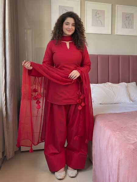Red Cotton Blend Festive Suit Set